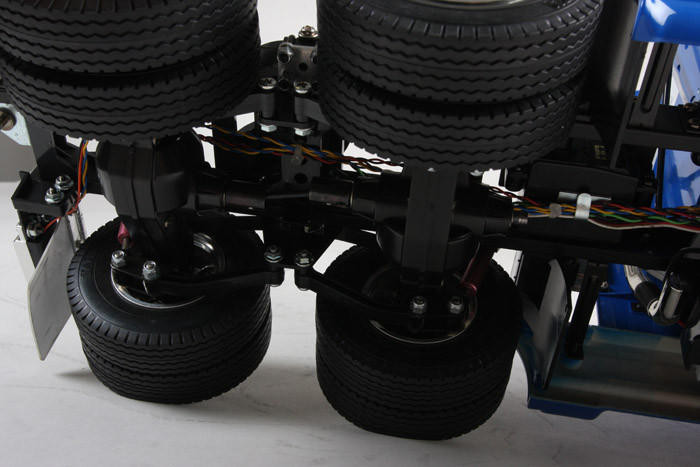 Tamiya RC 1/14 Ford Aeromax Truck Model Kit - Wonderland Models
