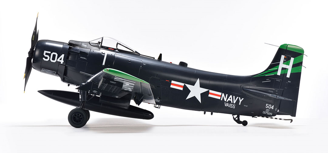 Zoukei Mura 1/32 Douglas AD-6 Skyraider - Wonderland Models
