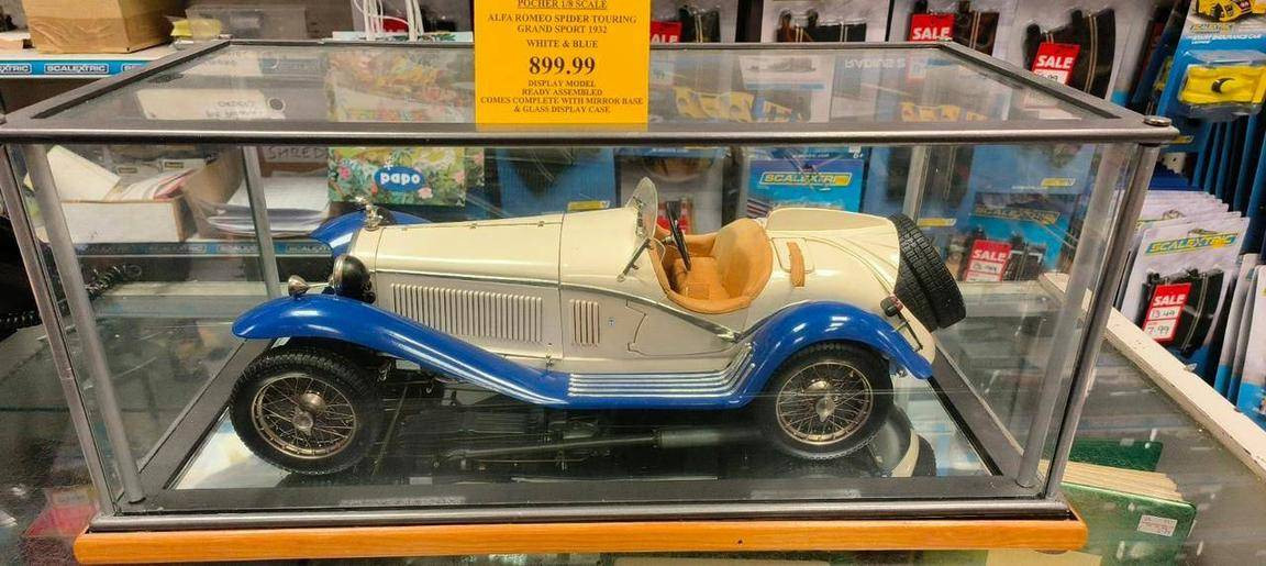 ポケール AlfaRomeo Spider Touring Gran Sport Pocher 1/8 1932 Alfa Romeo Spider Touring Gran Sport Ready
