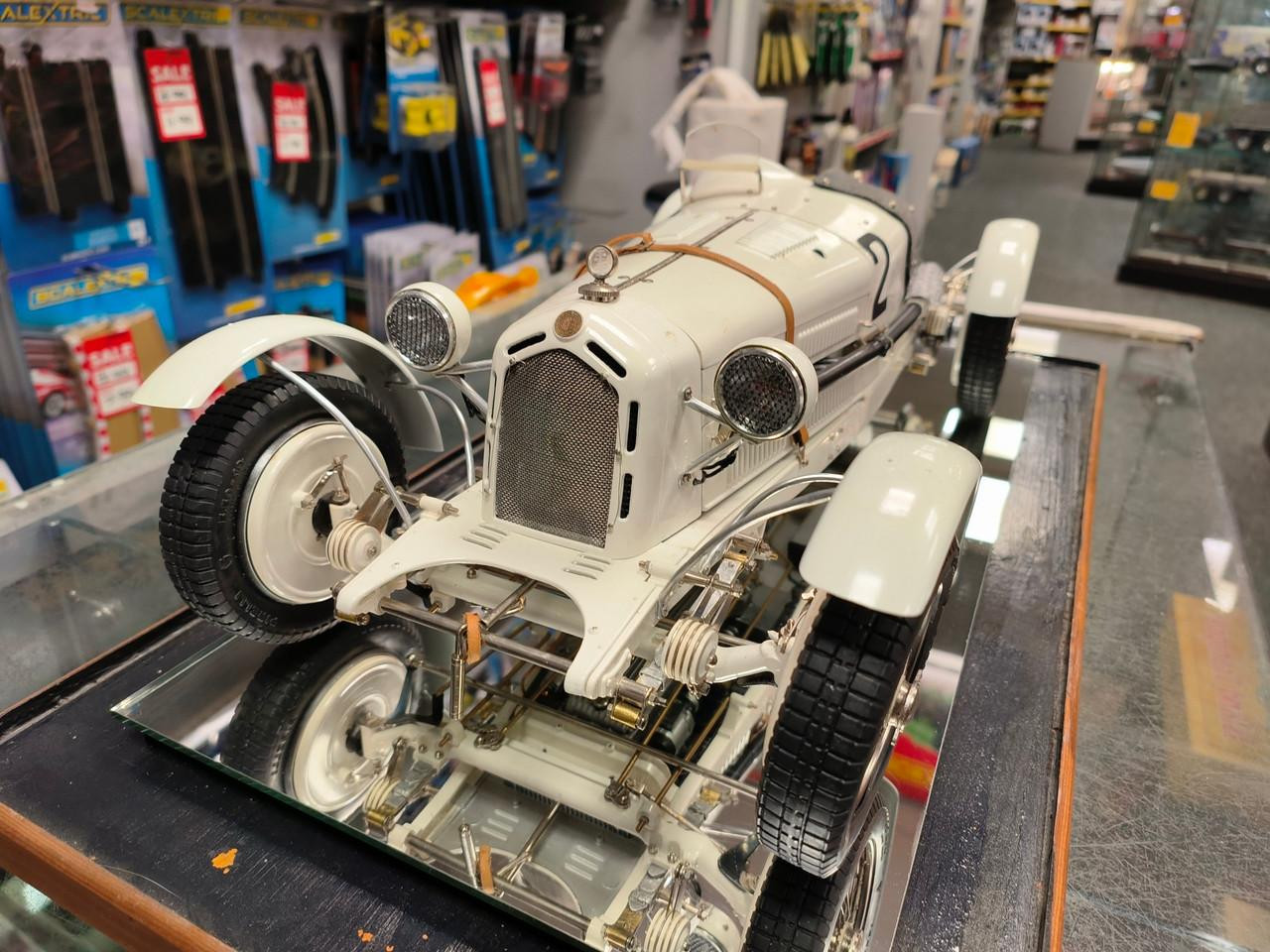 Pocher 1/8 Alfa Romeo 8C 2300 Monza Muletto Ready Assembled