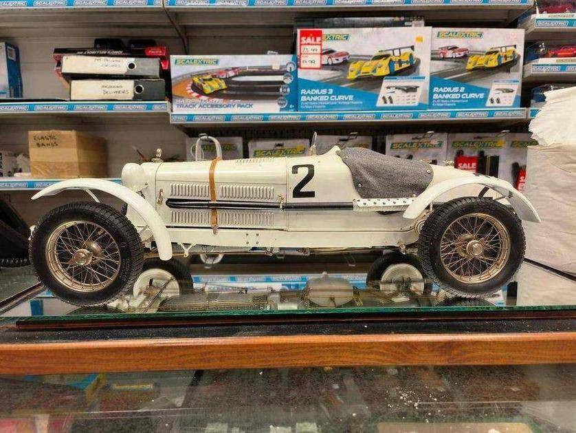Pocher 1/8 Alfa Romeo 8C 2300 Monza Muletto Ready Assembled