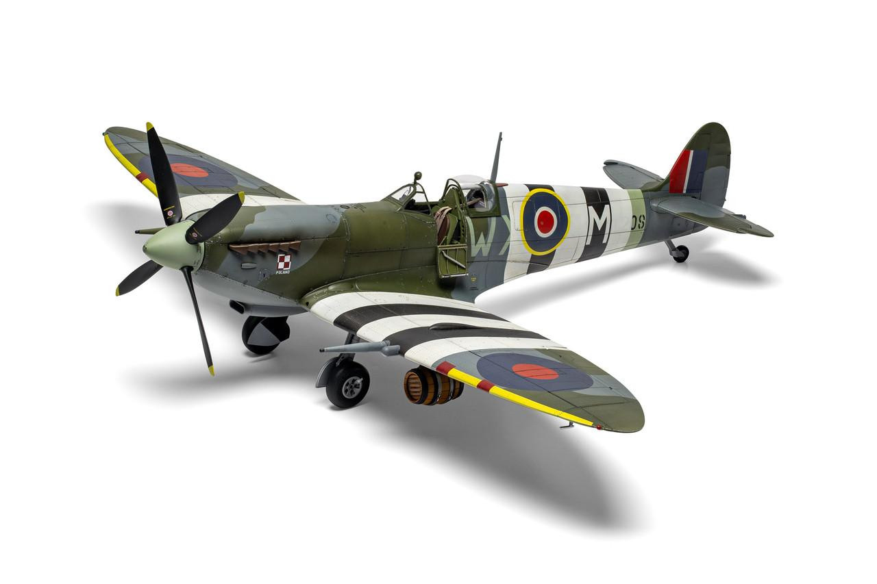 Airfix 1/24 Supermarine Spitfire Mk.IXc Flying Dray Model Kit