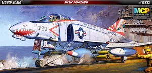 Academy 1/48 McDonnell Douglas F-4B Phantom II VF-111 Sundowners Academy 1/48 McDonnell Douglas F-4B Phantom II VF-111 Sundowners