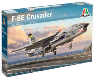  Italeri 1/72 Vought F-8E Crusader 
