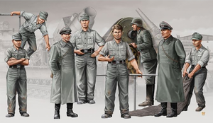 Trumpeter 1/35 Morser Karl Artillery Crew (8 Figures) Trumpeter 1/35 Morser Karl Artillery Crew (8 Figures)