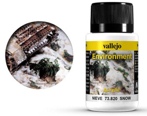 Vallejo Acrylic Weathering Effects 40ml Snow Vallejo Acrylic Weathering Effects 40ml Snow