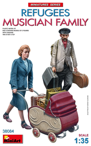 MiniArt 1/35 WWII Refugees - Musician Family MiniArt 1/35 WWII Refugees - Musician Family