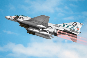 Academy 1/48 McDonnell Douglas F-4J Phantom II VMFA-333 Fighting Shamrocks Academy 1/48 McDonnell Douglas F-4J Phantom II VMFA-333 Fighting Shamrocks