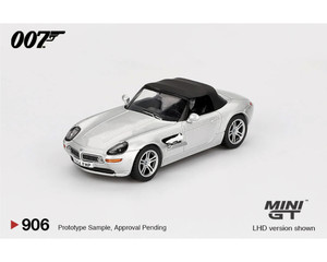 Mini GT 1/64 James Bond (The World Is Not Enough Movie) BMW Z8