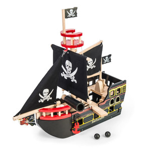 Le Toy Van Barbarossa Pirate Ship