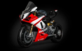 Pocher 1/4 Ducati Superbike 1299 Panigale V2 Superquadro Final Edition