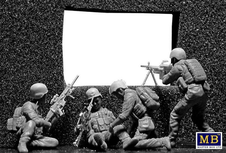  Master Box 1/35 Modern US Military Under Fire Model Kit 