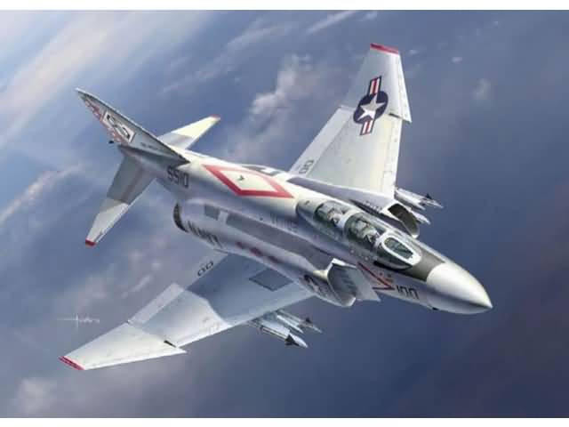 Academy 1/48 McDonnell Douglas F-4J Phantom II VF-102 Diamondbacks