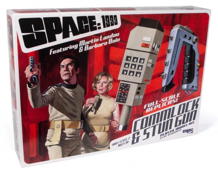  MPC Space: 1999 1/1 Stun Gun & Commlock Model Kit 