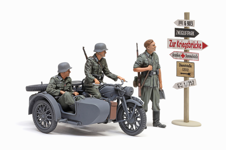  Tamiya 1/35 German Zundapp KS600 Motorcycle & Sidecar with Figures 