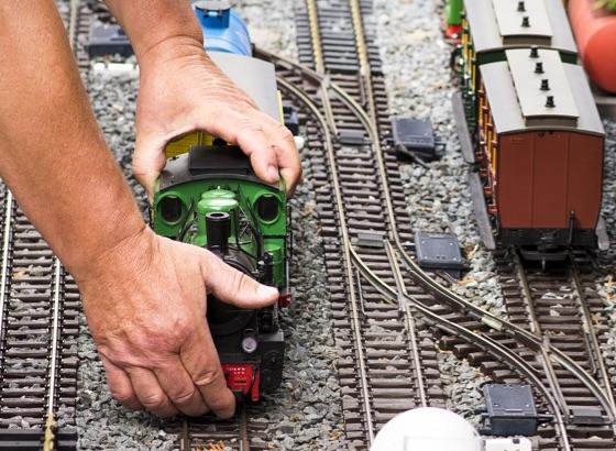 Model railways and train sets