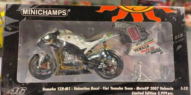 Minichamps 1/12 Yamaha YZR-M1 Moto GP Valencia 2007 Valentino