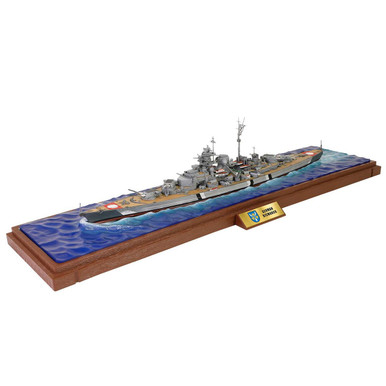 Maquette Forces Of Valor 1/700 – Cuirassé Bismarck (Mai 1941) Modèle Assemblé