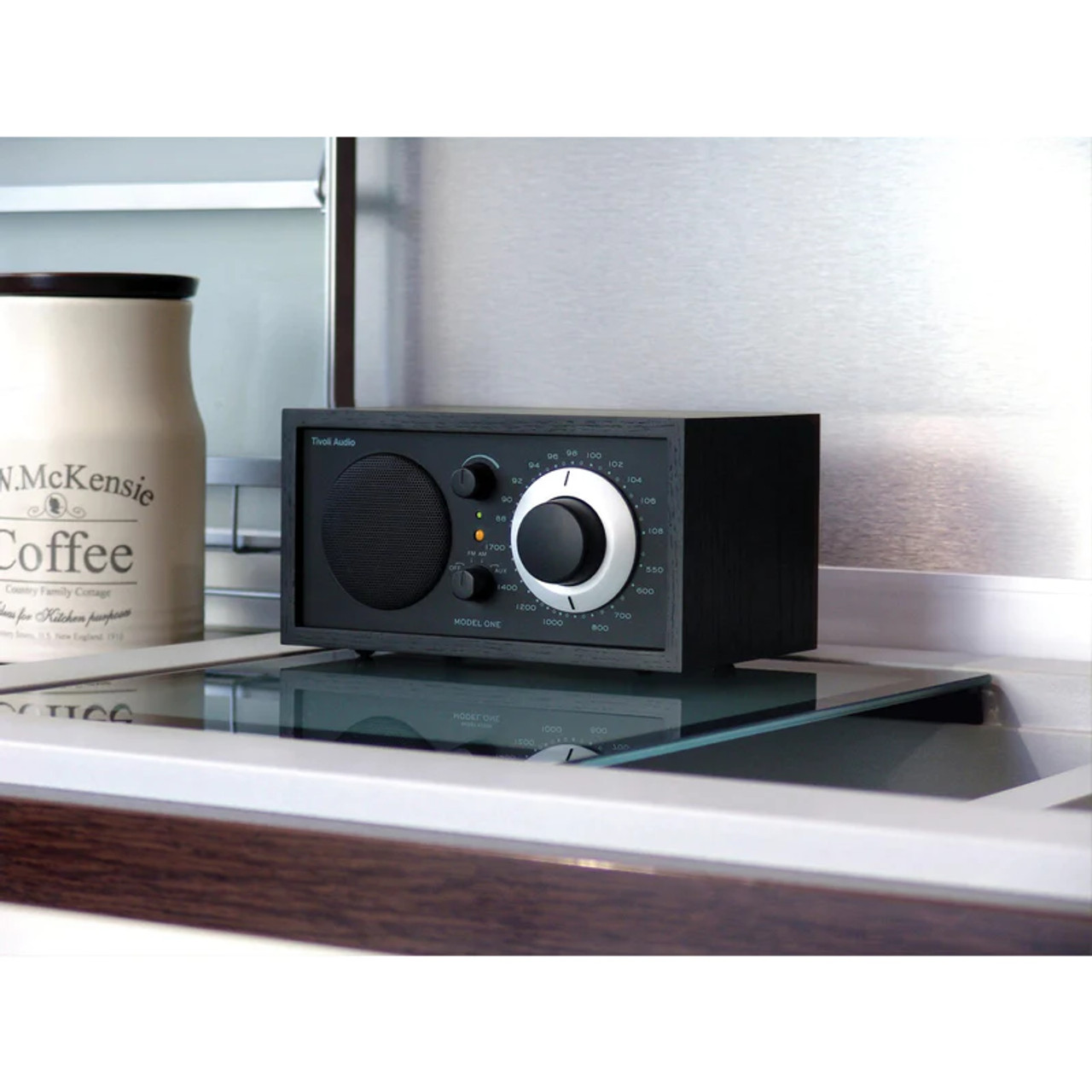 Tivoli Audio MODEL ONE BT ブラック Amazon.com: Tivoli Audio Model One Bluetooth AM/FM Radio