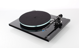 Rega Planar 3 Turntable in Gloss Black