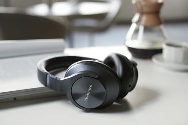 Technics EAH-A800 Noise Cancelling Headphones
