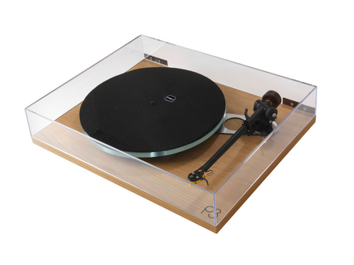 Rega Planar 3 Turntable in Oak