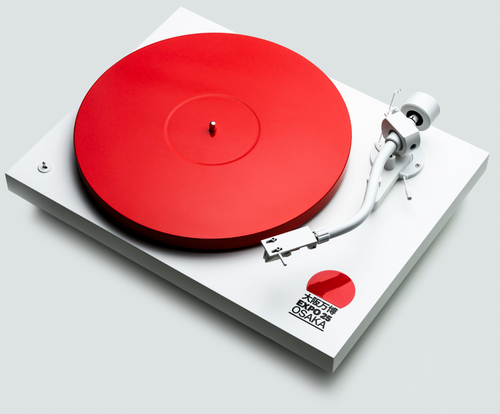 ProJect Debut PRO S B EXPO 2025 Japan Edition with Ortofon 2M White Cartridge, angled view