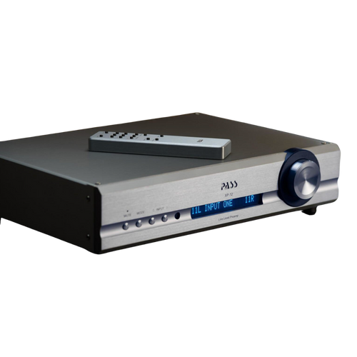 Pass Labs XP-12 Preamplifier in Silver with remote control