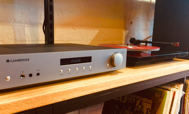 Cambridge Audio AXA 35 Amplifier with Phono input