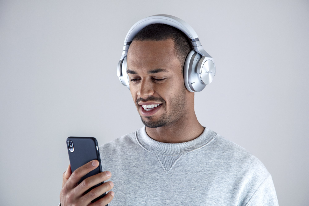 Technics EAH-A800 Noise Cancelling Headphones
