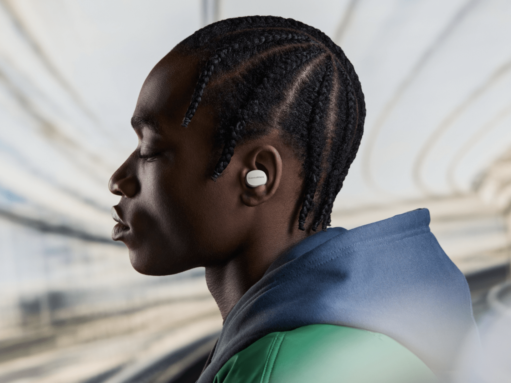 bowers-and-wilkins-pi6-wireless-earbuds-hero-vinyl-revival.png