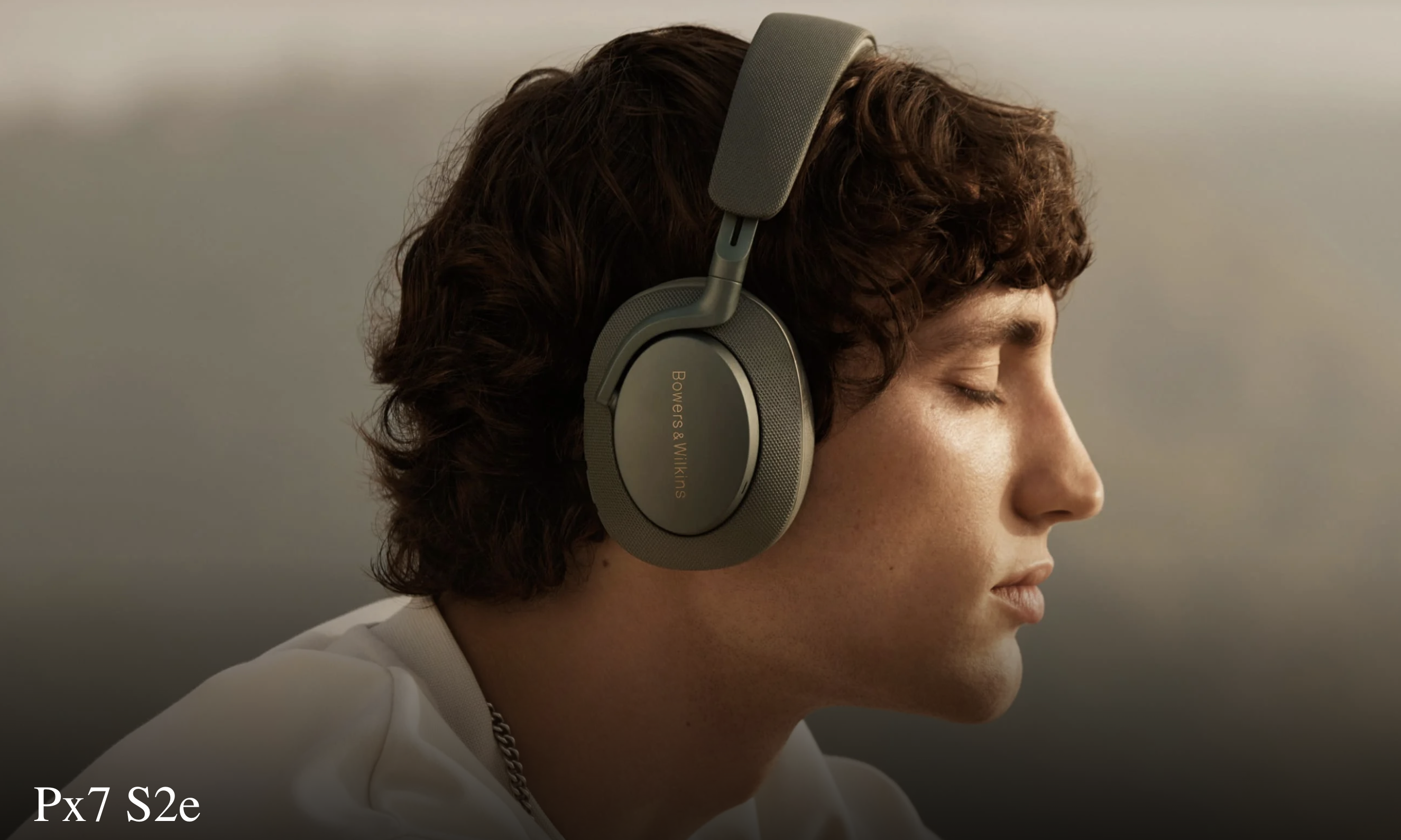 bowers-and-wilkins-px7-s2e-over-ear-noise-cancelling-headphones-hero-image-stereophonic.png