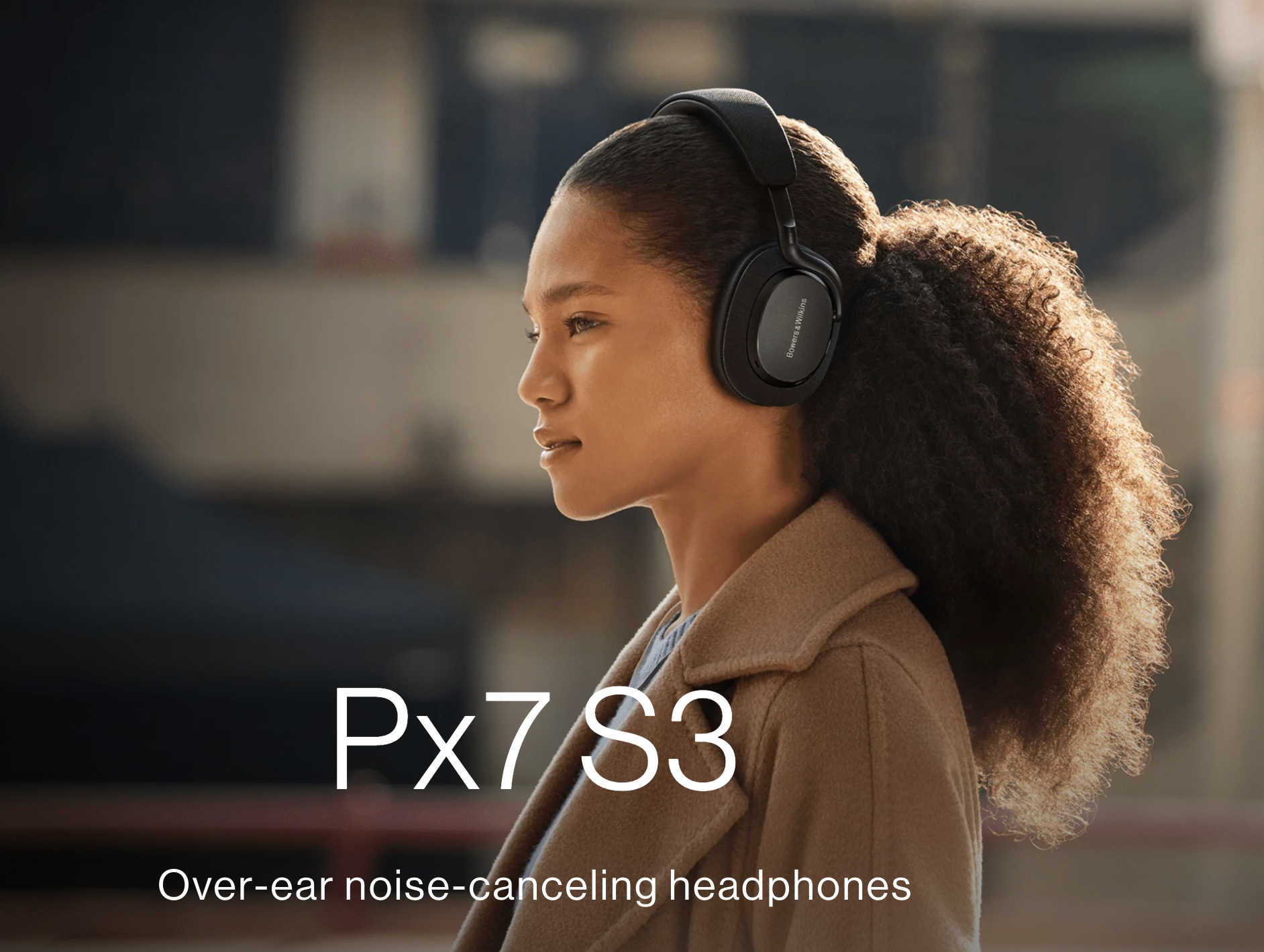 bowers-and-wilkins-px7-s3-noise-cancelling-headphones-hero-stereophonic.png