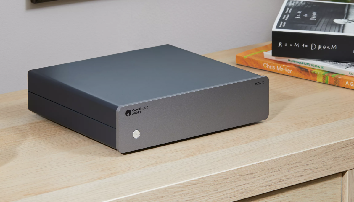 cambridge-audio-mxw70-compact-power-amplifier-hero-stereophonic.png