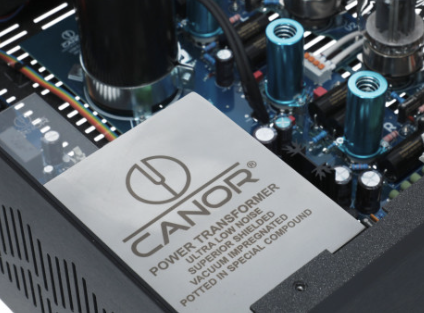 canor-virtus-i2-integrated-tube-amplifier-power-transformer-stereophonic.png