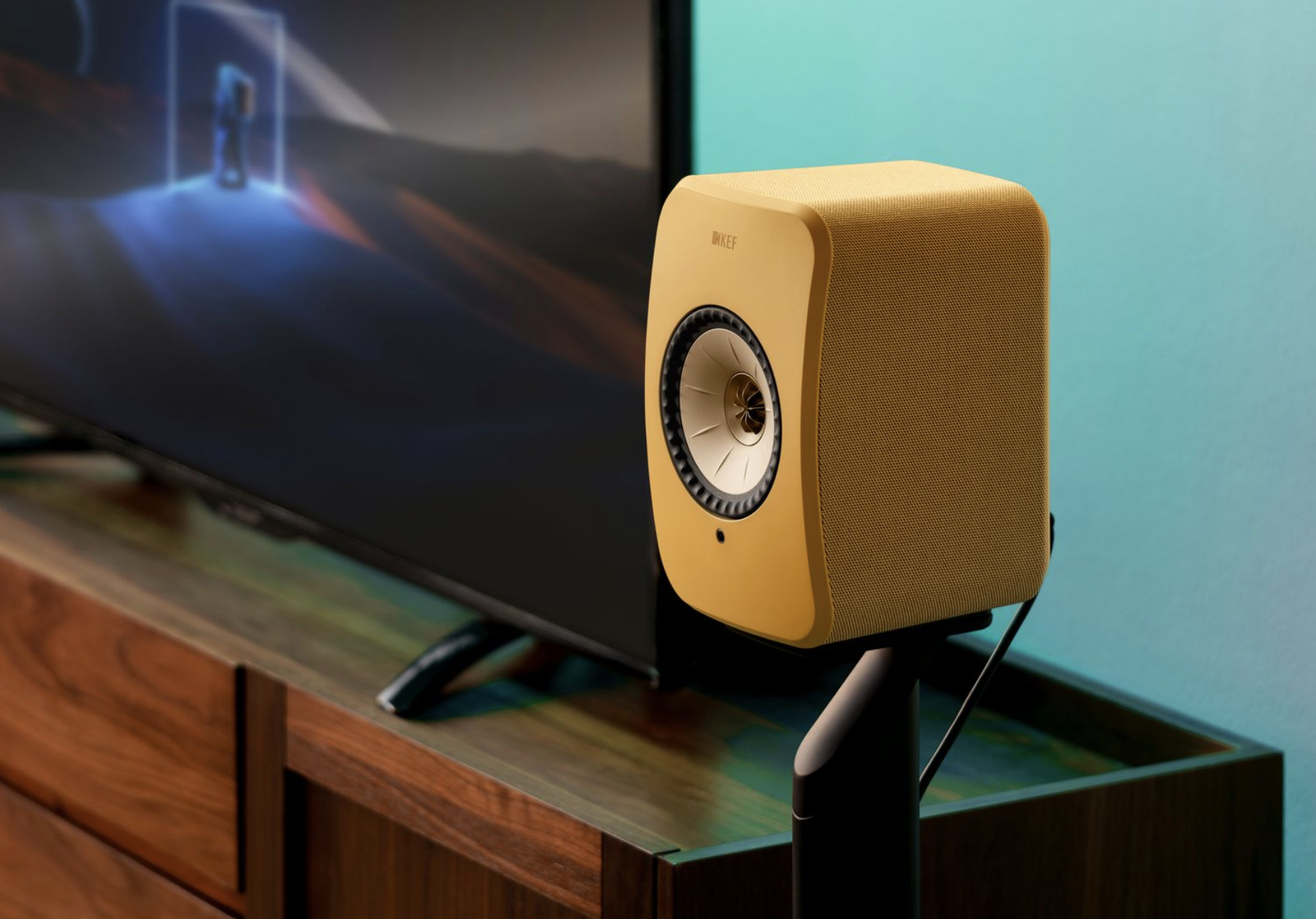 kef-lsx-wireless-powered-bookshelf-speakers-amber-haze-hero-stereophonic.png.png