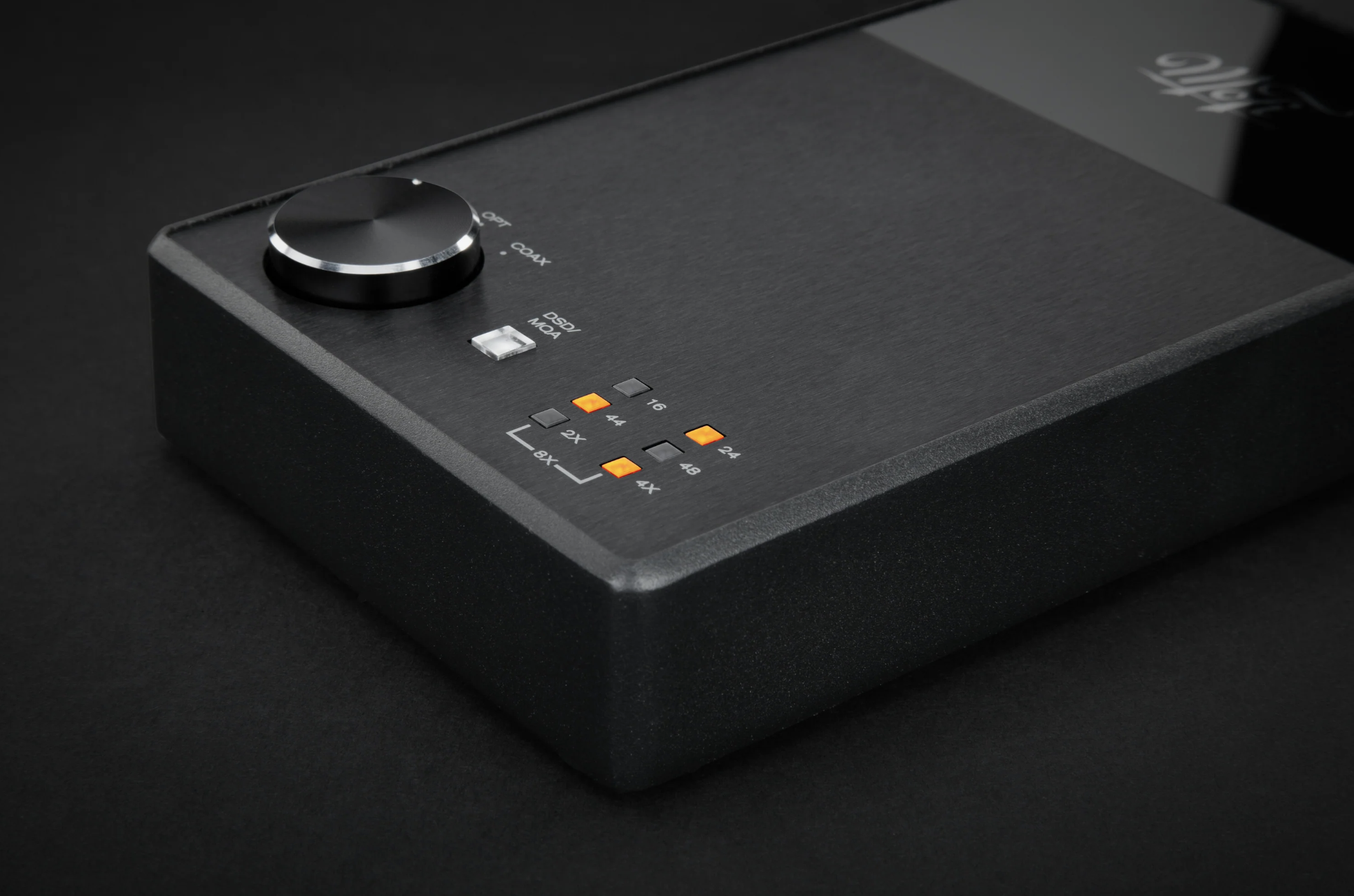 mobile-fidelity-studiodac-digital-to-analog-converter-hero-stereophonic.png