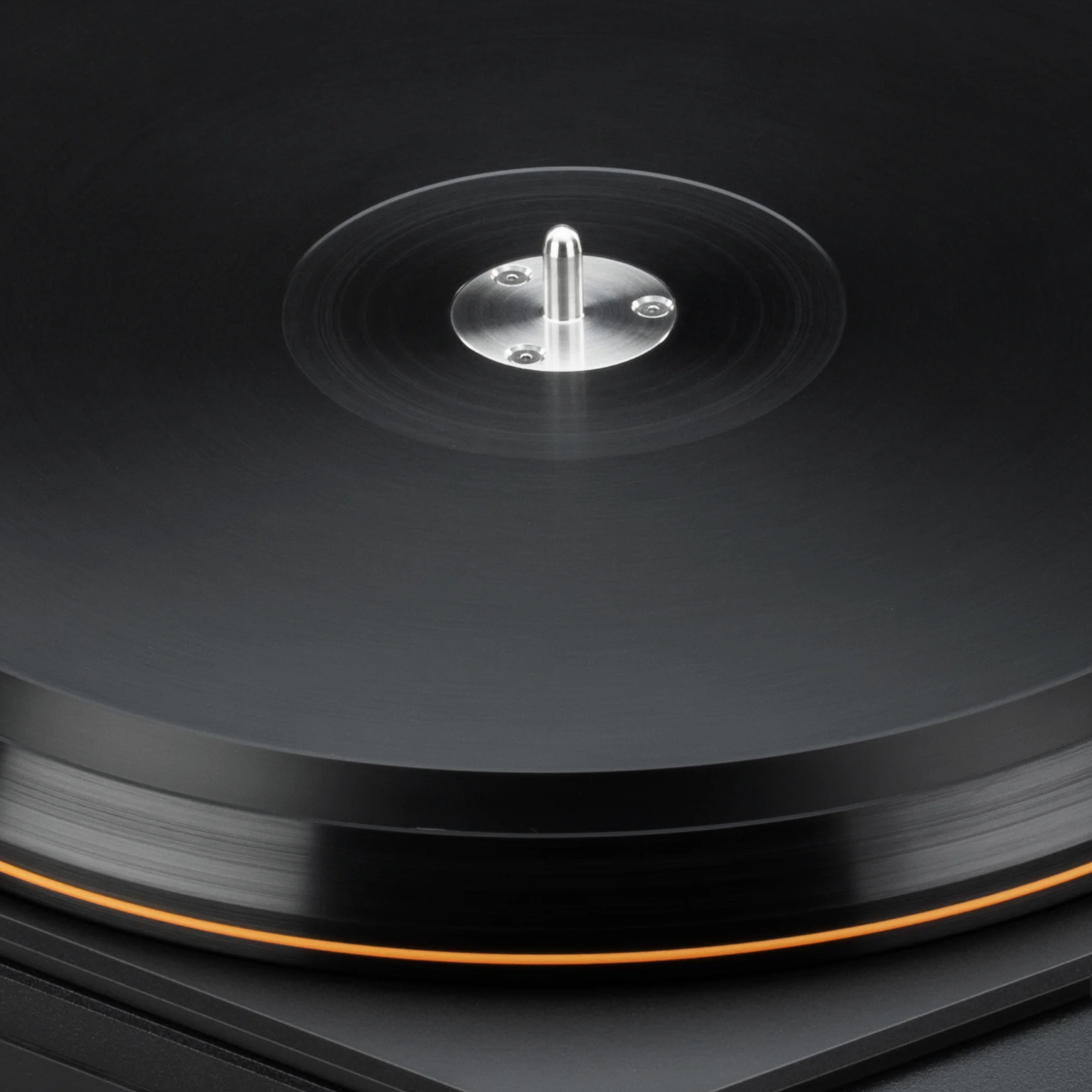 mofi-electronics-masterdeck-turntable-groove-inverted-bearing-stereophonic.png mofi-electronics-masterdeck-turntable-groove-inverted-bearing-stereophonic.png