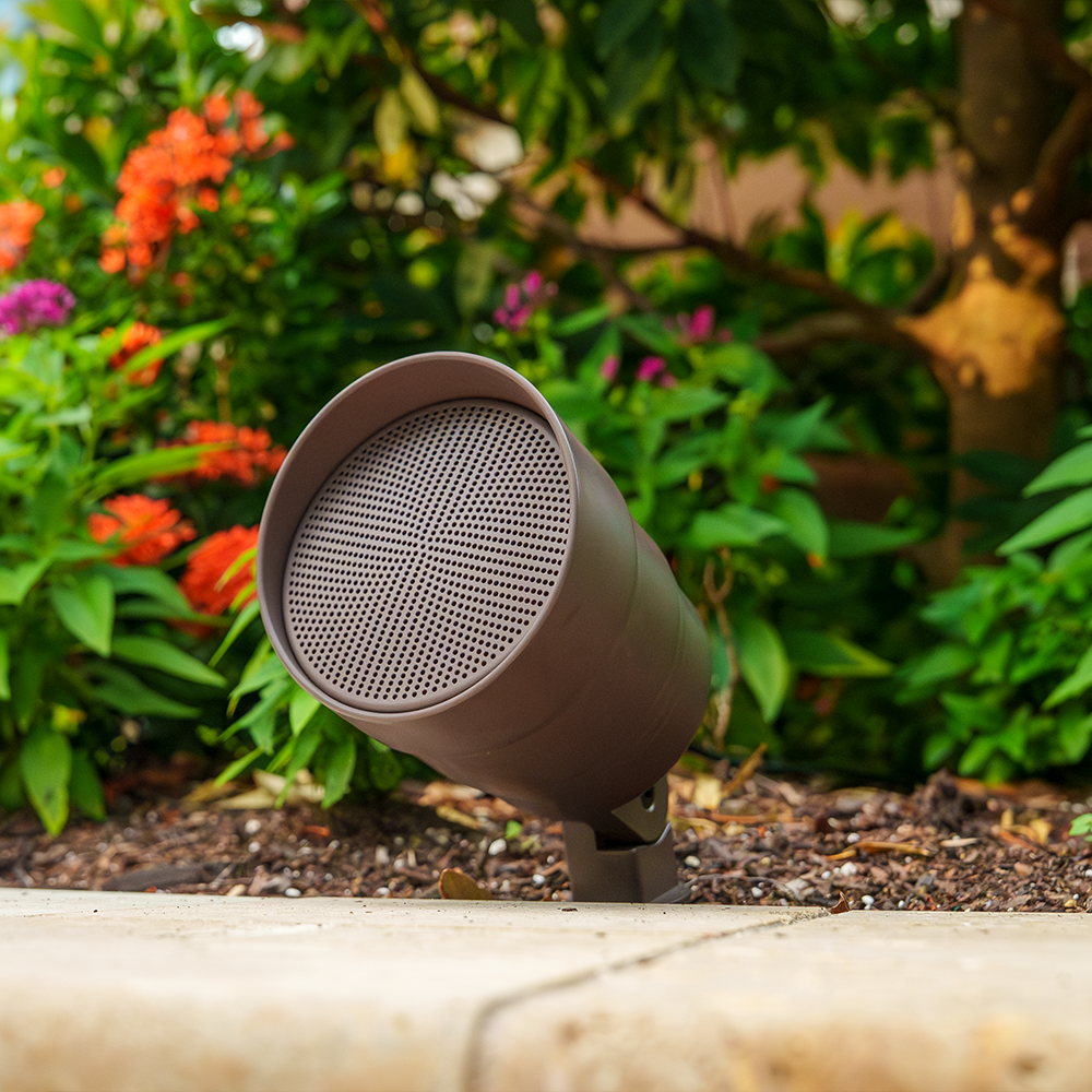 outdoor-garden-speaker-system-wiim-amplifier-speaker-stereophonic.png