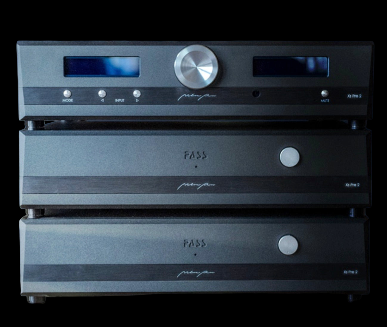 pass-labs-xs-pre-2-preamplifier-black-front-stereophonic.jpg