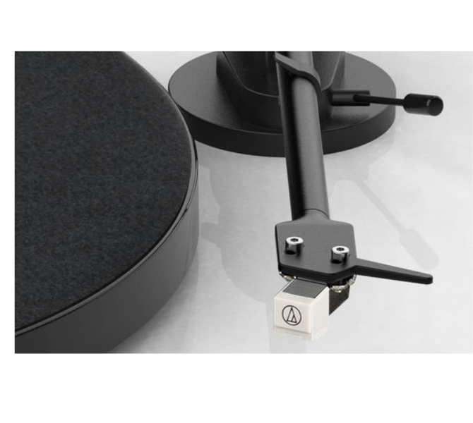 project-e1-phono-turntable-with-pick-it-mm-e-cartridge-white-tonearm-stereophonic.png