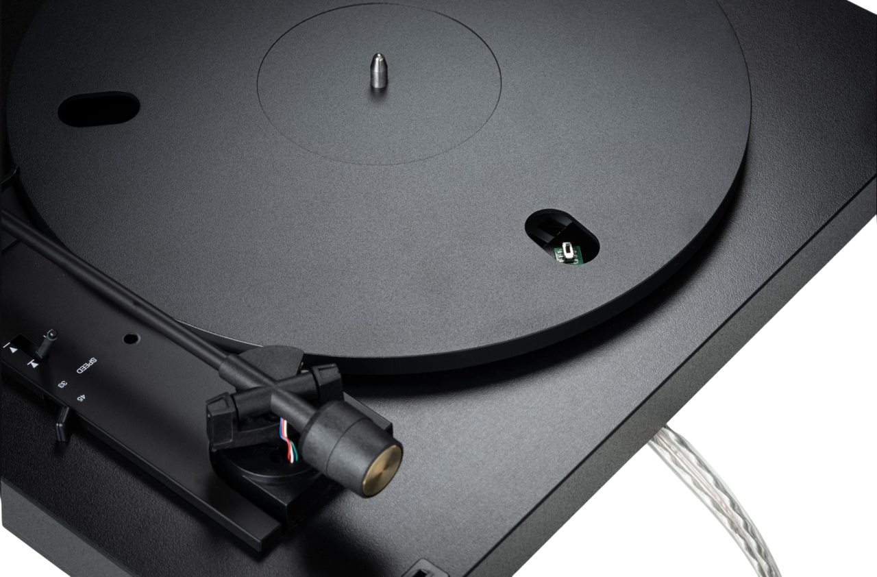 projecta1.2-automat-turntable-with-ortofon-om-10-cartridge-closeup-cropped-vinyl-revival.png projecta1.2-automat-turntable-with-ortofon-om-10-cartridge-closeup-cropped-vinyl-revival.png