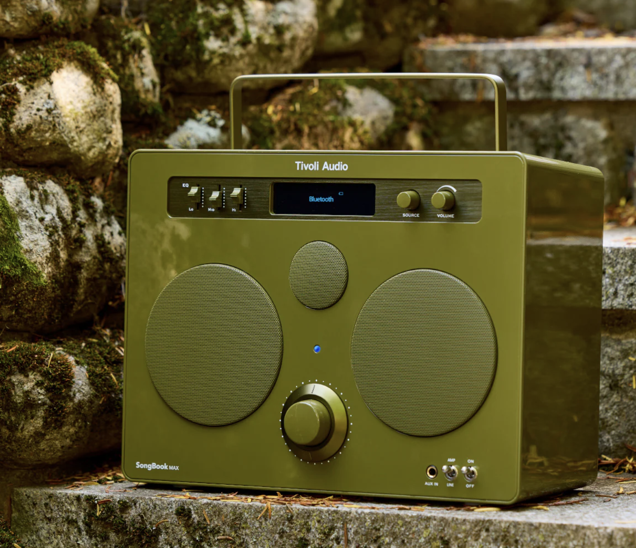 tivoli-audio-songbook-max-green-outdoor-image-stereophonic.png