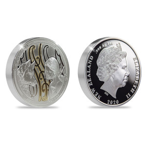 Māui and the First Dog set of two silver proof coins Irawaru coin reverse and obverse | NZ Post Collectables