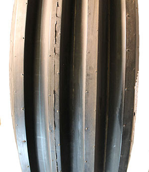 9.5L-15 Crop Max 4-Rib Front Tractor Tire 8 Ply