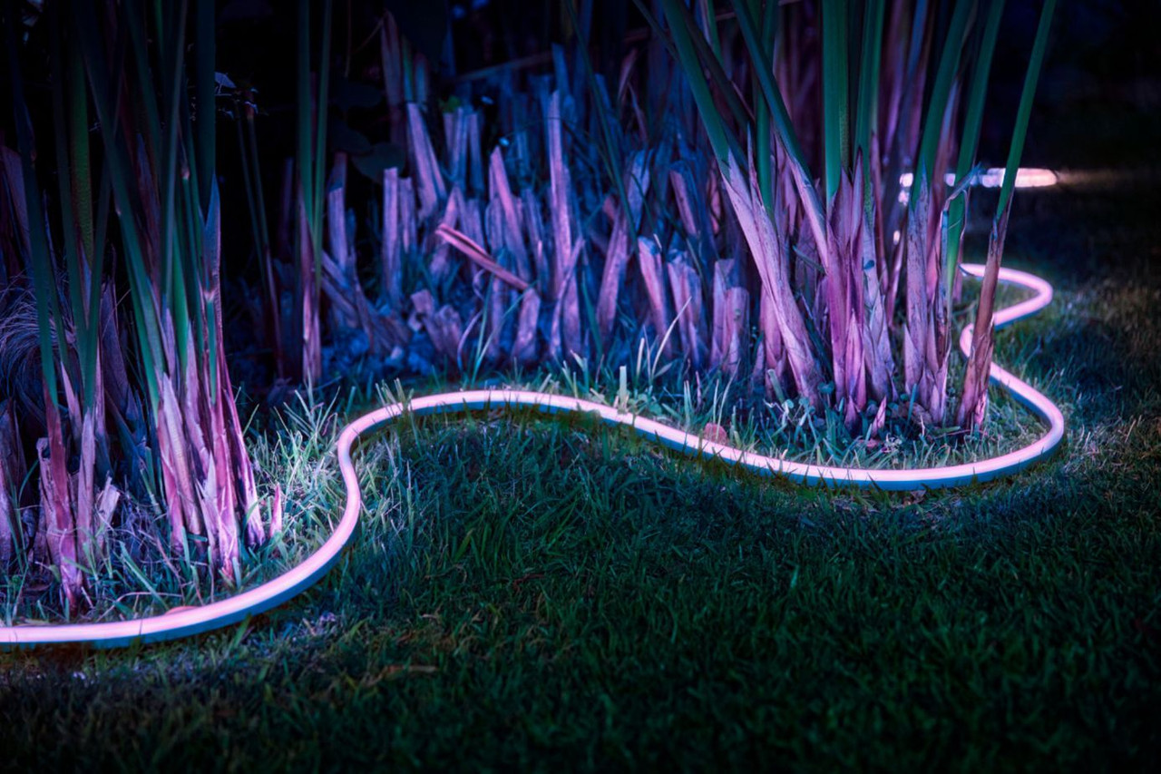 Philips Hue Lightstrip Outdoor 2m - Selffix DIY Online Store