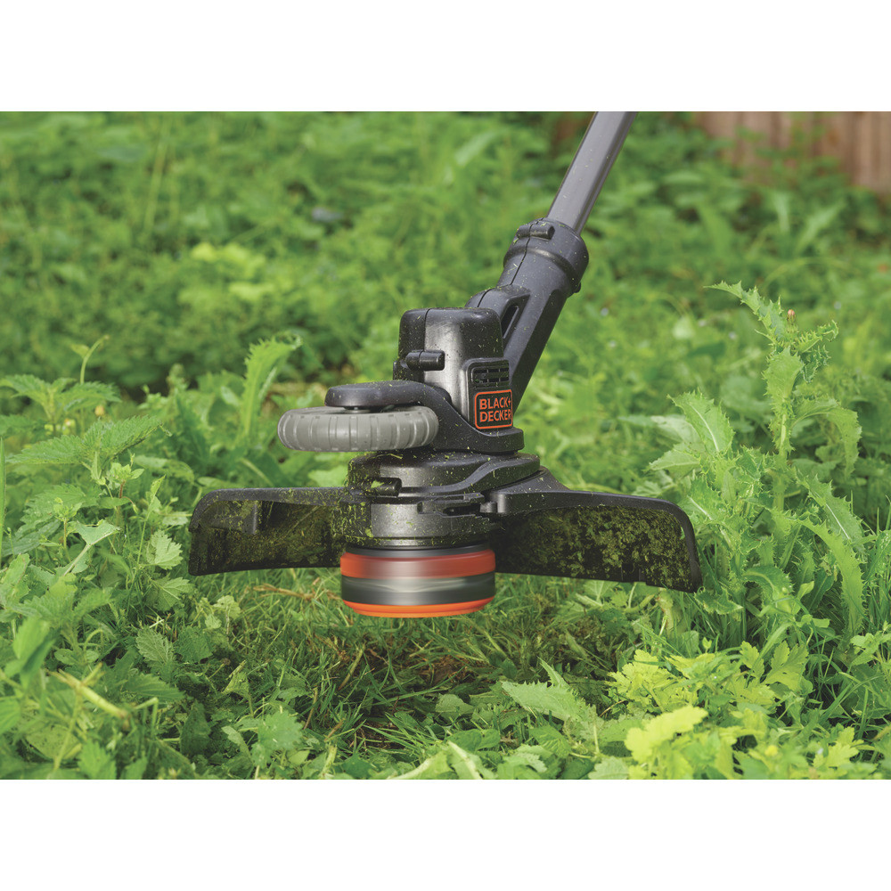 Black & Decker STC1820EPCF 18V Cordless Easy Feed String Trimmer