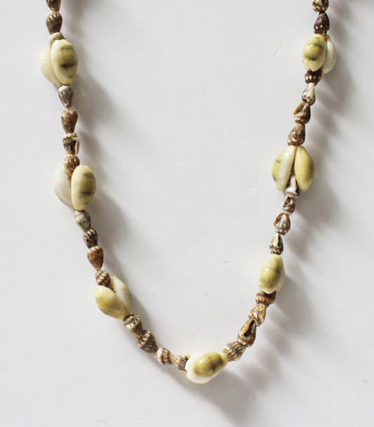 Nassa shell & Cowrie Shell Leis