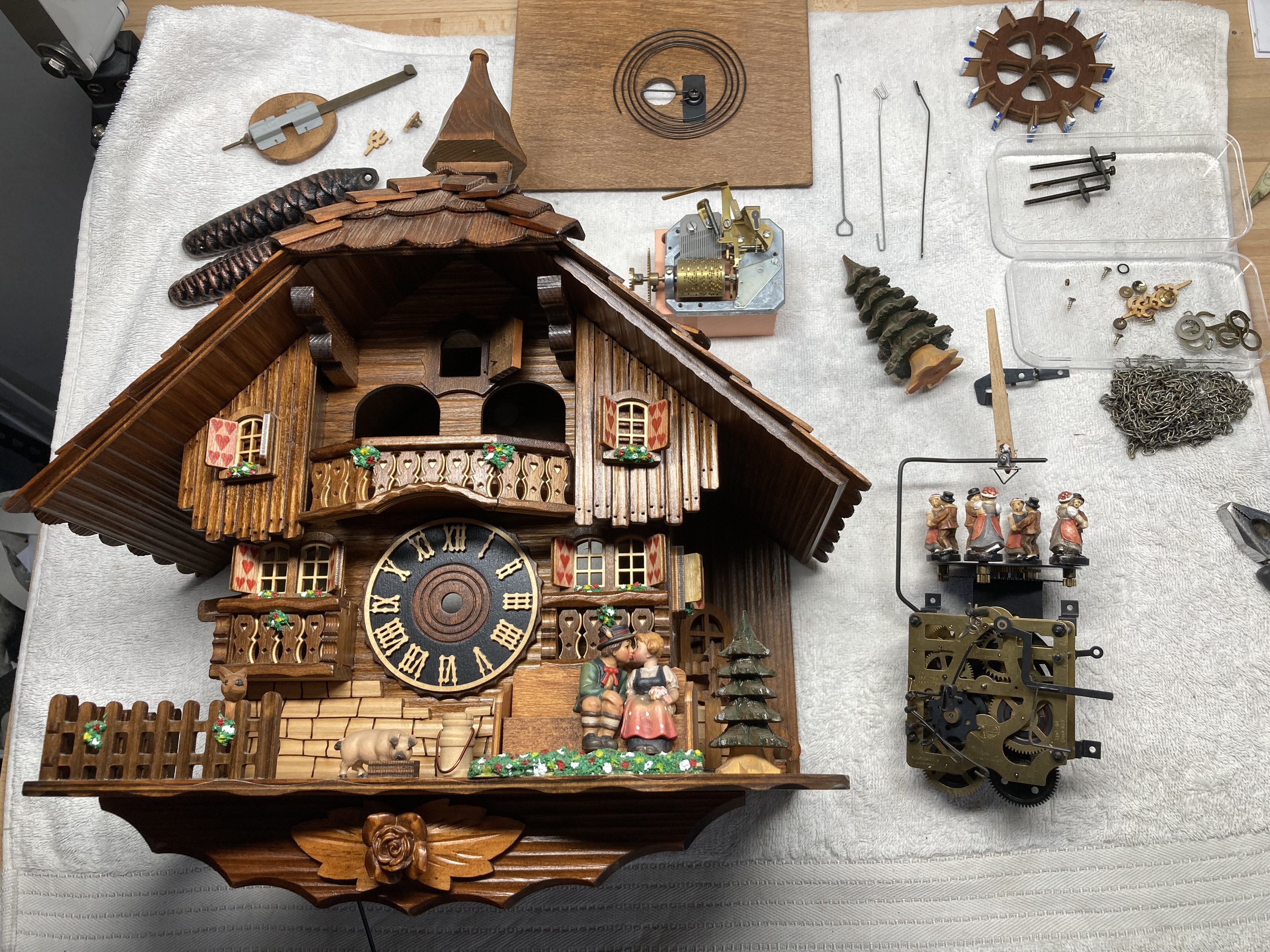 Musical Cuckoo clock overhaul