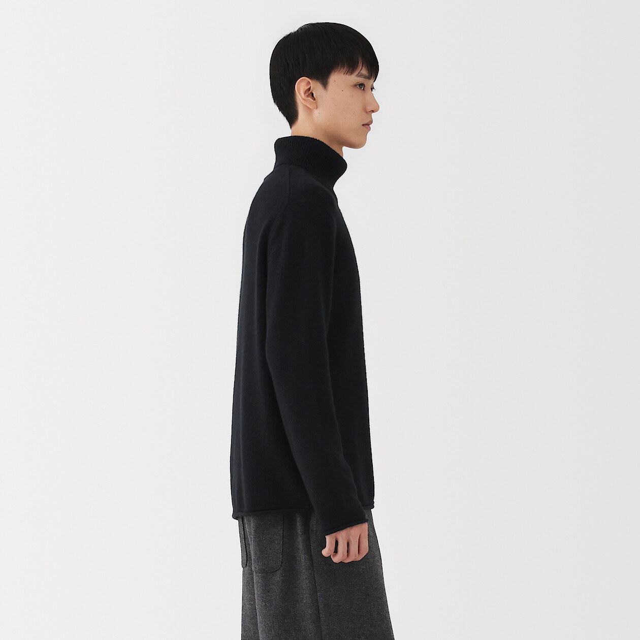 Men's Cashmere Turtleneck Jumper | MUJI